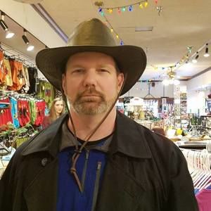 Meet your Posher, Jamie